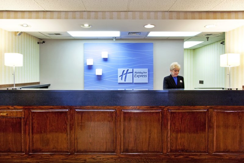 Holiday Inn Express & Suites SAVANNAH - MIDTOWN - Savannah, GA