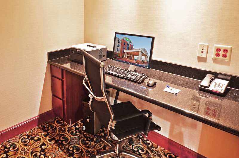 Holiday Inn Express & Suites OKLAHOMA CITY WEST-YUKON - Yukon, OK