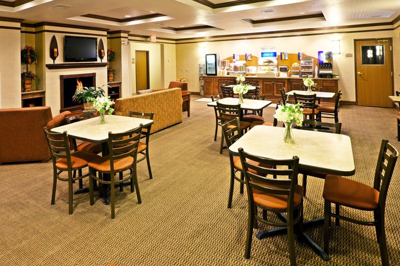 Holiday Inn Express & Suites OKLAHOMA CITY - BETHANY - Bethany, OK