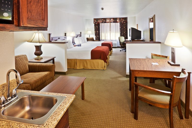 Holiday Inn Express & Suites OKLAHOMA CITY - BETHANY - Bethany, OK