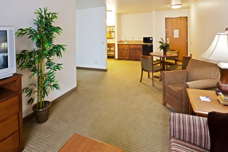 Holiday Inn Express & Suites OKLAHOMA CITY - BETHANY - Bethany, OK