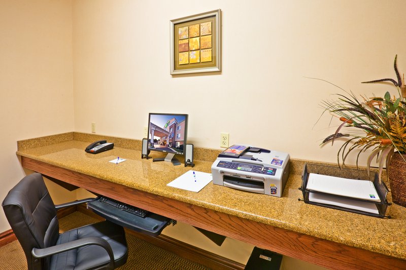 Holiday Inn Express & Suites OKLAHOMA CITY - BETHANY - Bethany, OK