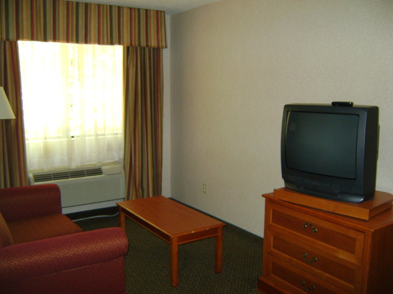 Holiday Inn Express OCEANSIDE - Oceanside, CA