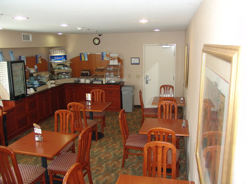 Holiday Inn Express OCEANSIDE - Oceanside, CA