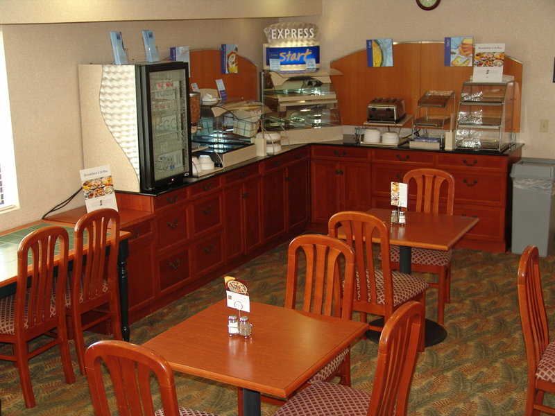 Holiday Inn Express OCEANSIDE - Oceanside, CA