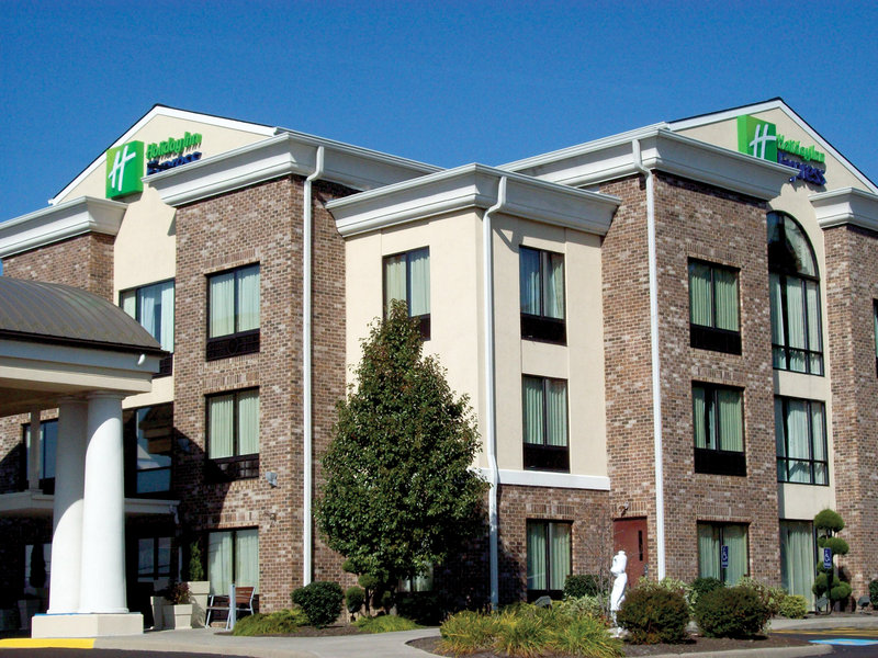 Holiday Inn Express Sharon/Hermitage - West Middlesex, PA