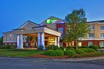 Holiday Inn Express & Suites