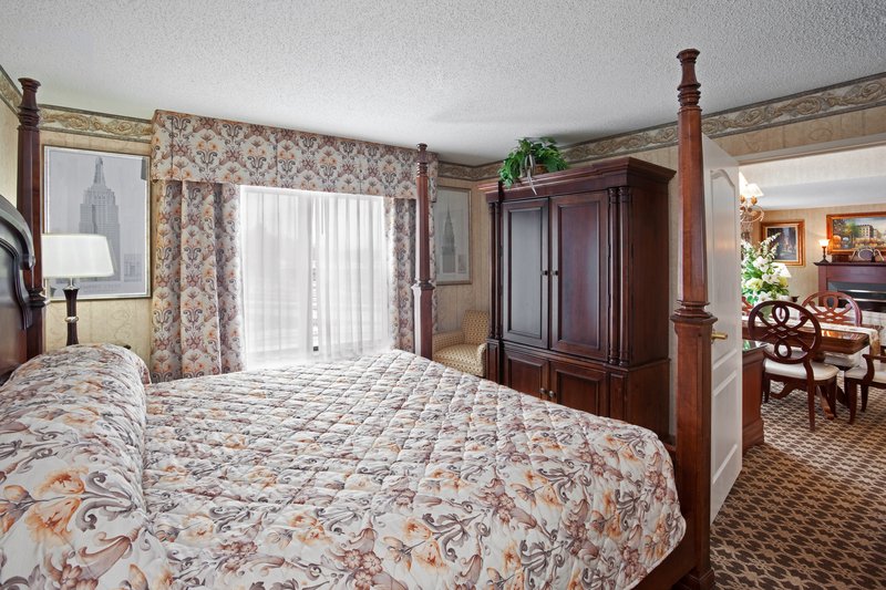 Holiday Inn Express Sharon/Hermitage - West Middlesex, PA