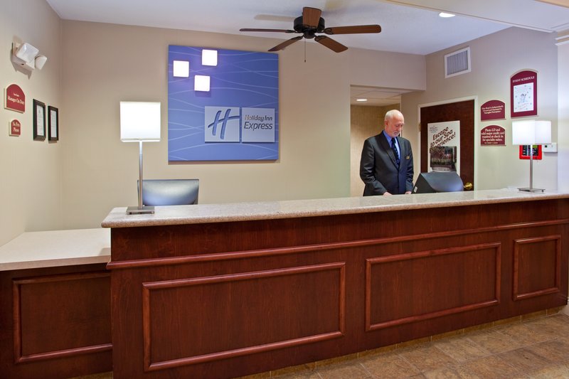 Holiday Inn Express Sharon/Hermitage - West Middlesex, PA