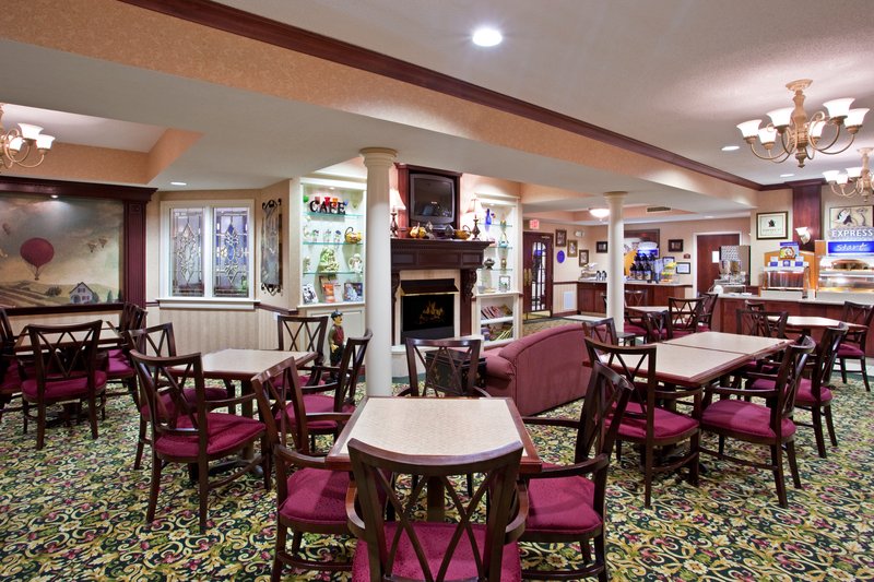 Holiday Inn Express Sharon/Hermitage - West Middlesex, PA