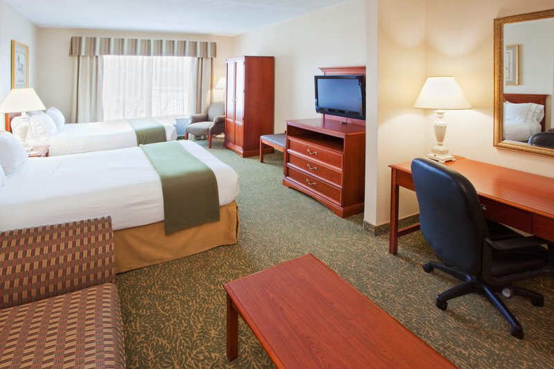 Holiday Inn Express & Suites HAGERSTOWN - Hermitage, PA