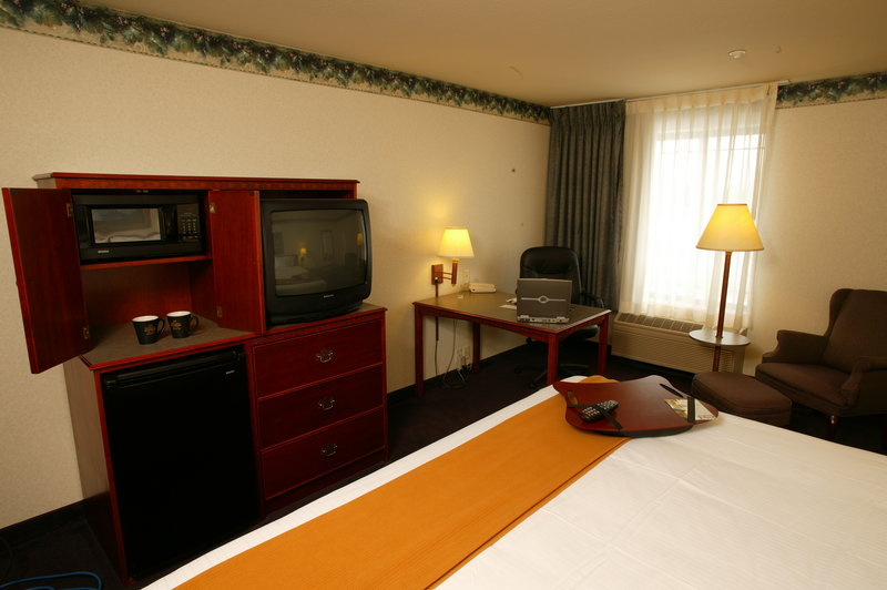 Holiday Inn Express Holland - Holland, MI