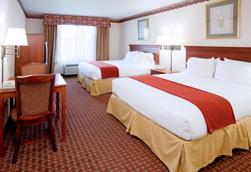 HOLIDAY INN EXPRESS - Hillsville, VA