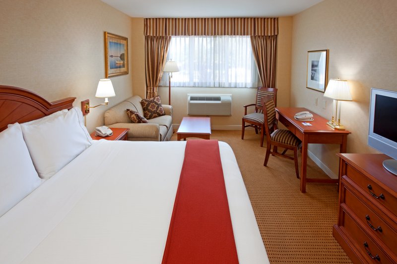 Holiday Inn Express LYNBROOK - ROCKVILLE CENTRE - Roslyn Heights, NY