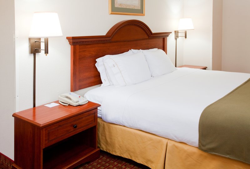 Holiday Inn Express - Hillsville, VA