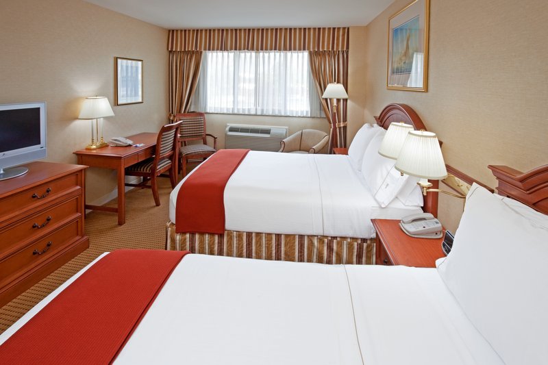 Holiday Inn Express LYNBROOK - ROCKVILLE CENTRE - Roslyn Heights, NY