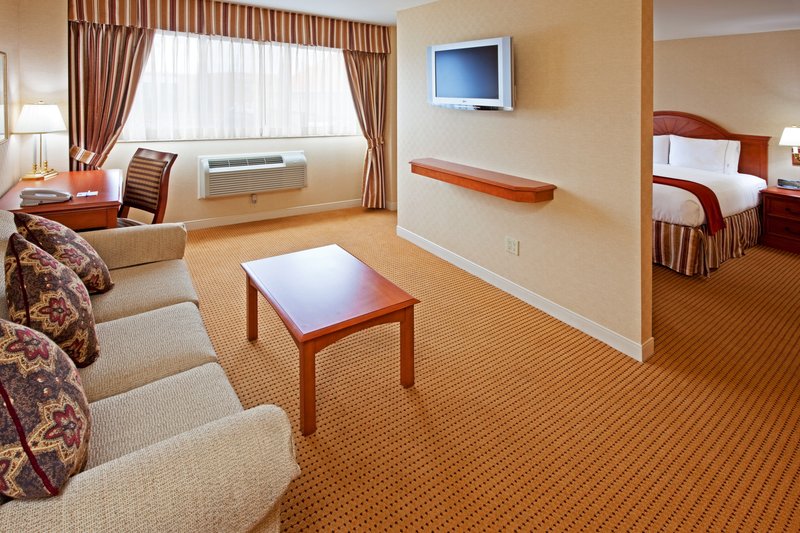 Holiday Inn Express LYNBROOK - ROCKVILLE CENTRE - Roslyn Heights, NY