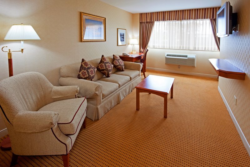 Holiday Inn Express LYNBROOK - ROCKVILLE CENTRE - Roslyn Heights, NY