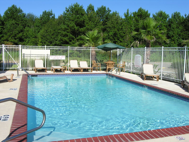 Holiday Inn Express LEESVILLE-FT. POLK - Newllano, LA