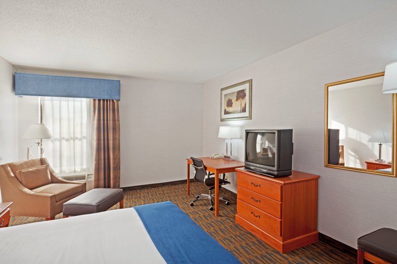 Holiday Inn Express Providence-North Attleboro - North Attleboro, MA