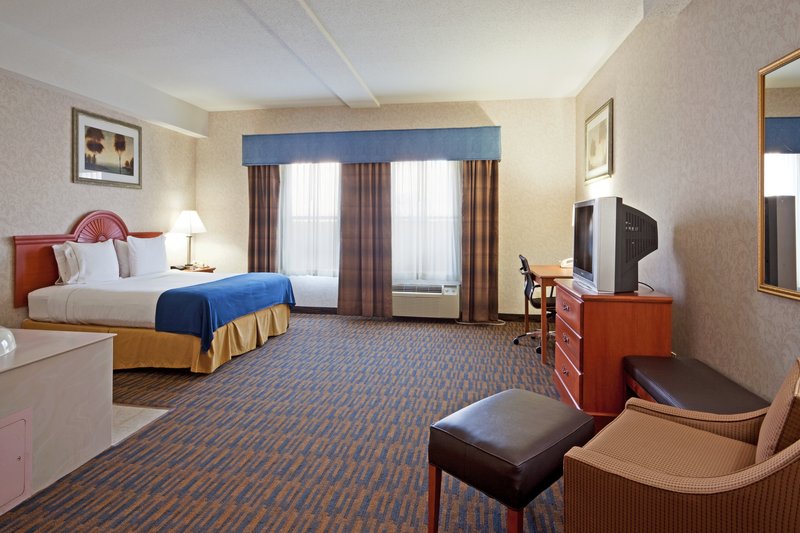 Holiday Inn Express Providence-North Attleboro - North Attleboro, MA