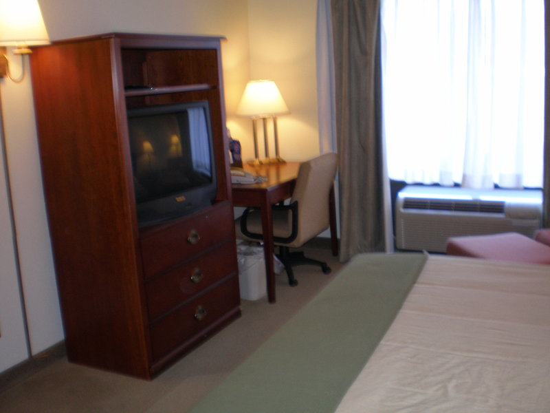 HOLIDAY INN EXPRESS - North East, MD