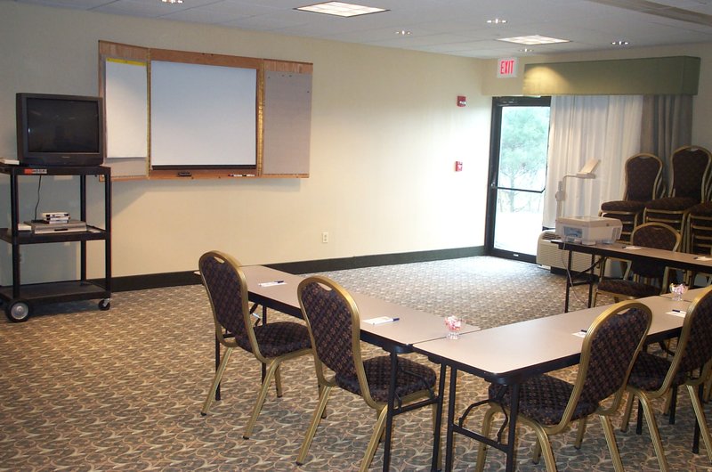 HOLIDAY INN EXPRESS - North East, MD