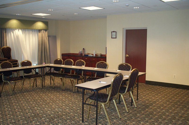 HOLIDAY INN EXPRESS - North East, MD