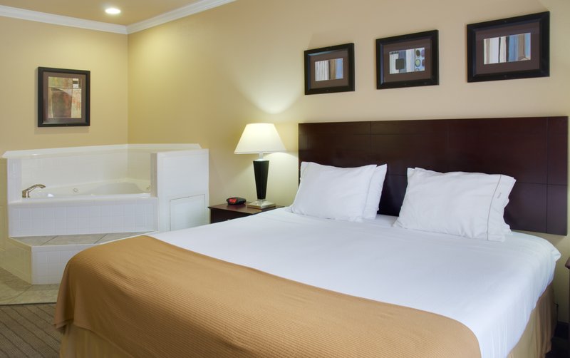 Holiday Inn Express & Suites NATCHITOCHES - Natchitoches, LA