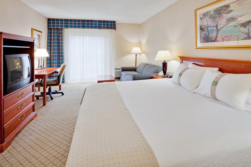 Best Western Plus North Haven Hotel - North Haven, CT