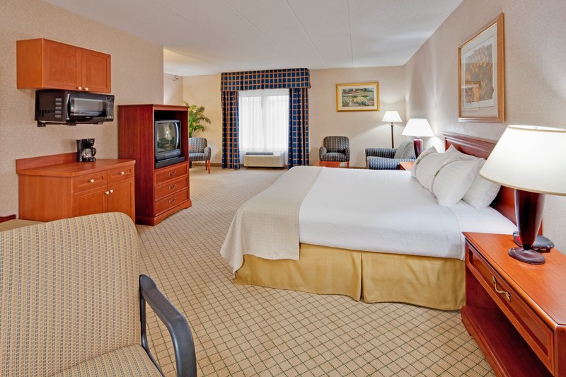 Best Western Plus North Haven Hotel - North Haven, CT