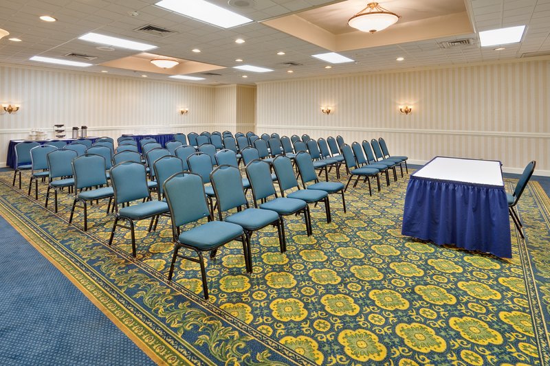 Best Western Plus North Haven Hotel - North Haven, CT