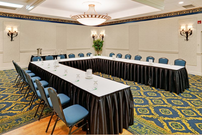 Best Western Plus North Haven Hotel - North Haven, CT