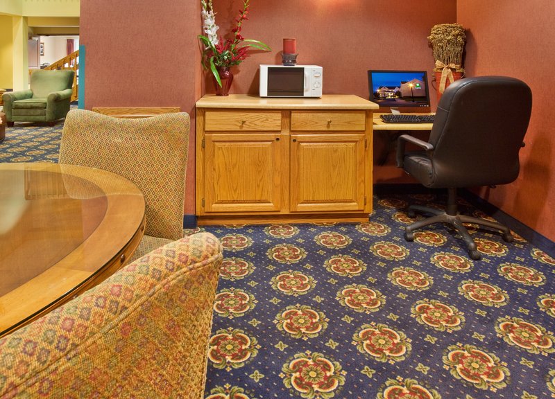 Holiday Inn Express NEWTON - Newton, IA