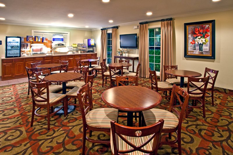 Holiday Inn Express NICEVILLE-EGLIN AFB - Hurlburt Field, FL
