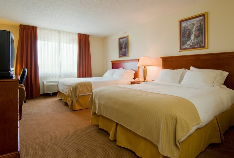 Holiday Inn Express HOWE (STURGIS, MI) - Howe, IN