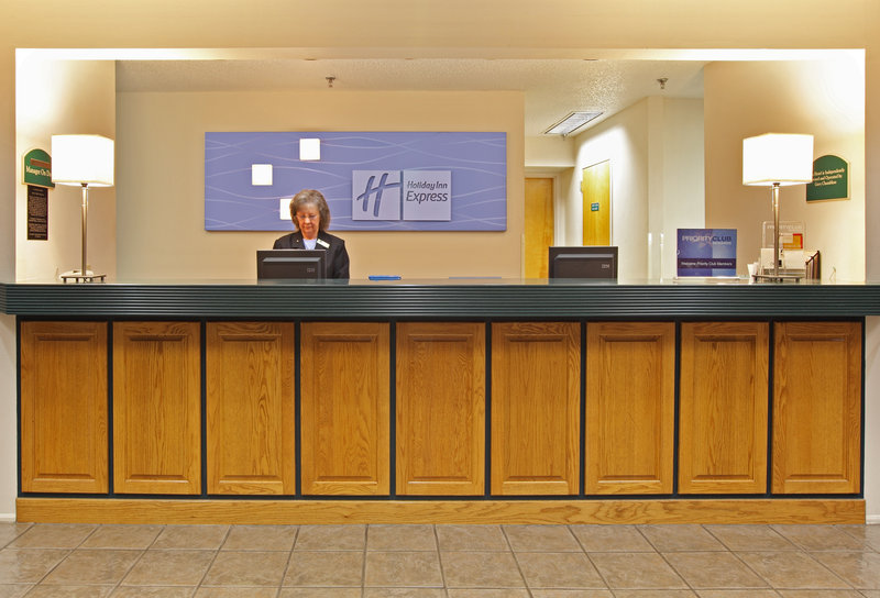 HOLIDAY INN EXPRESS-HOPE - Hope, AR