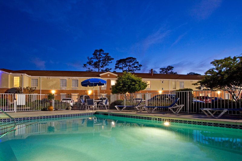 Holiday Inn Express NICEVILLE-EGLIN AFB - Hurlburt Field, FL