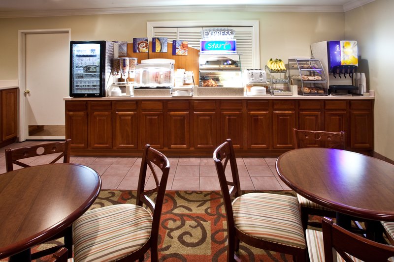 Holiday Inn Express NICEVILLE-EGLIN AFB - Hurlburt Field, FL