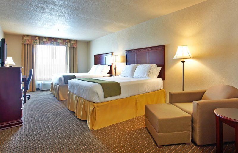 Holiday Inn Express & Suites HEARNE - Hearne, TX