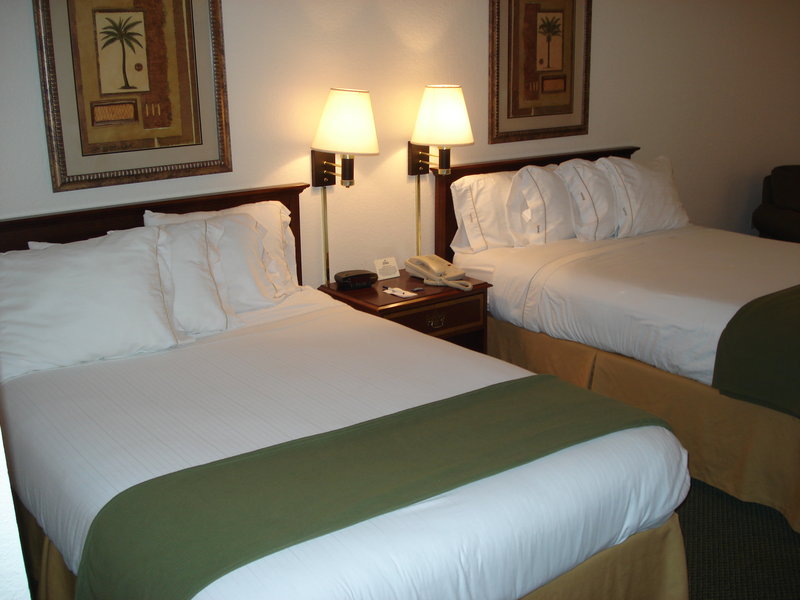 Holiday Inn Express Harlingen - Harlingen, TX