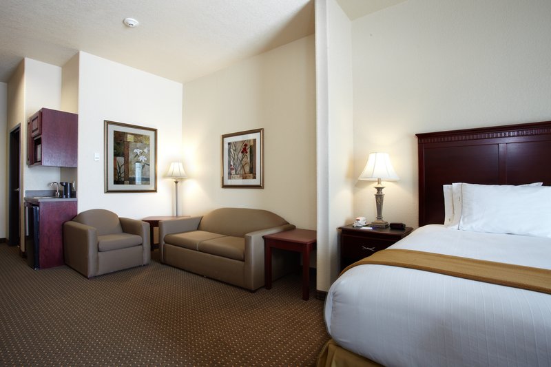 Holiday Inn Express & Suites HEARNE - Hearne, TX