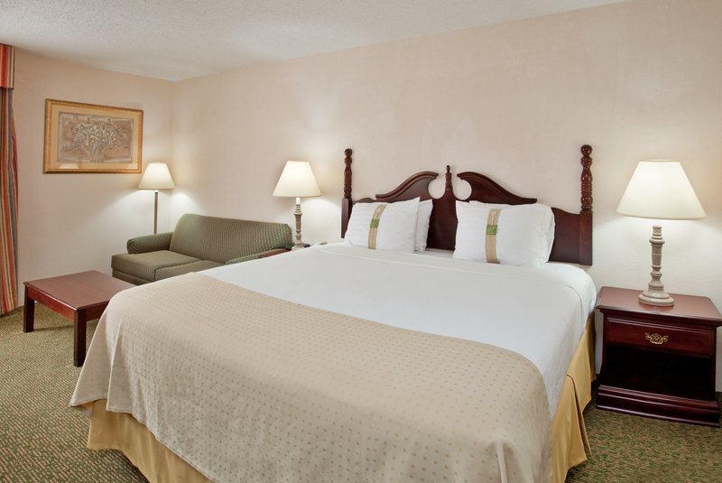 Holiday Inn HUNTSVILLE-RESEARCH PARK - Scottsboro, AL