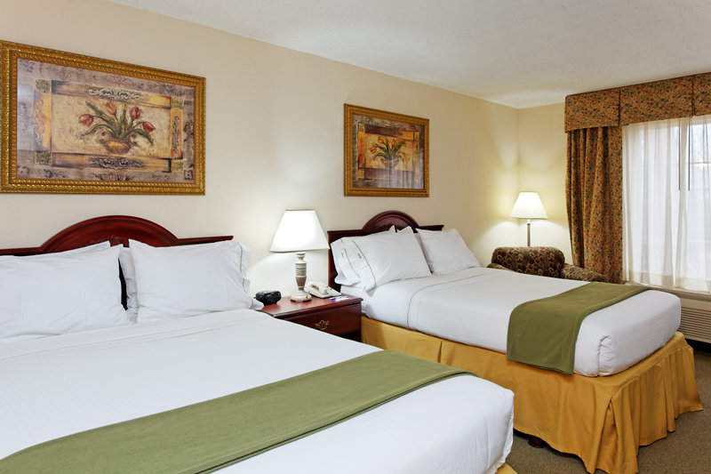 Holiday Inn Express Hotel & Suites HUNTSVILLE-UNIVERSITY DRIVE - Huntsville, AL