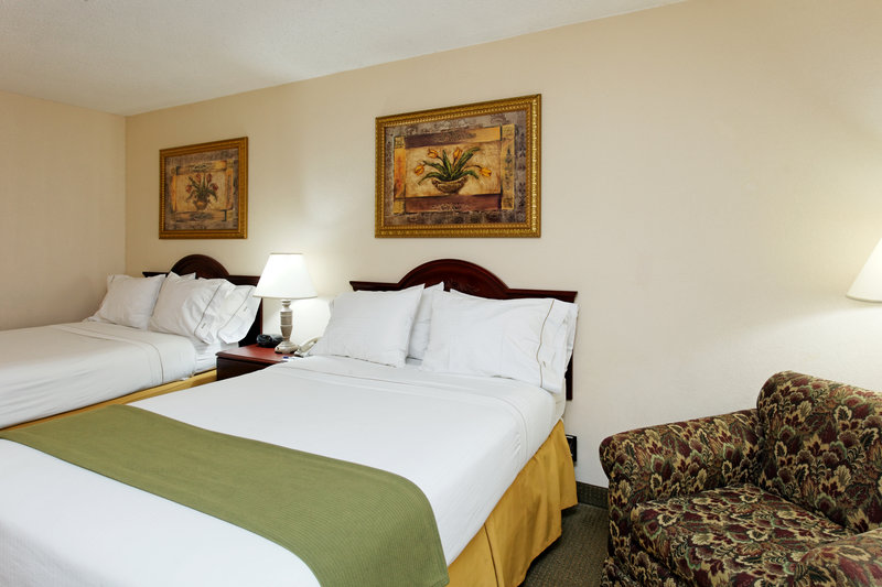 Holiday Inn Express Hotel & Suites HUNTSVILLE-UNIVERSITY DRIVE - Huntsville, AL