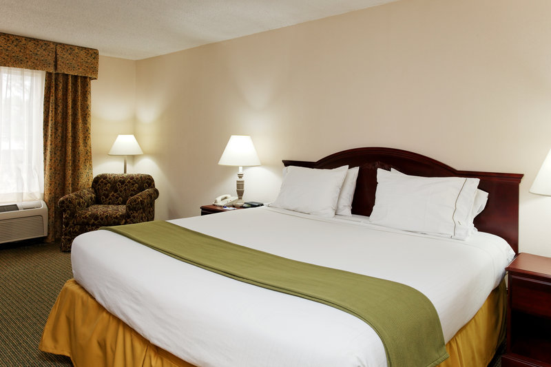 Holiday Inn Express Hotel & Suites HUNTSVILLE-UNIVERSITY DRIVE - Huntsville, AL