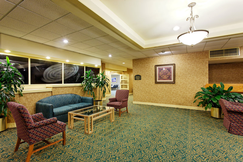 Holiday Inn Express Hotel & Suites HUNTSVILLE-UNIVERSITY DRIVE - Huntsville, AL