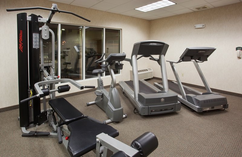 Holiday Inn Express & Suites MANTECA CITY CENTER - Manteca, CA