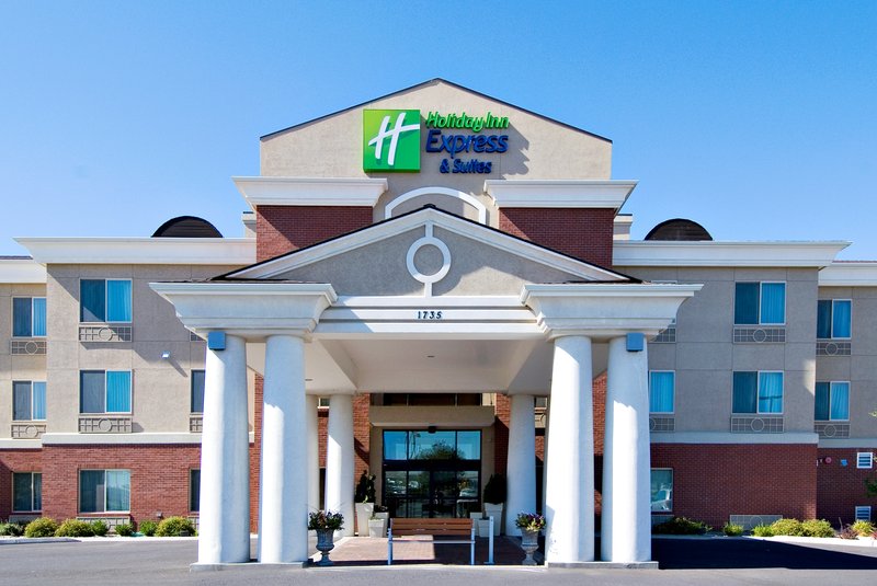 Holiday Inn Express & Suites Moses Lake - Moses Lake, WA