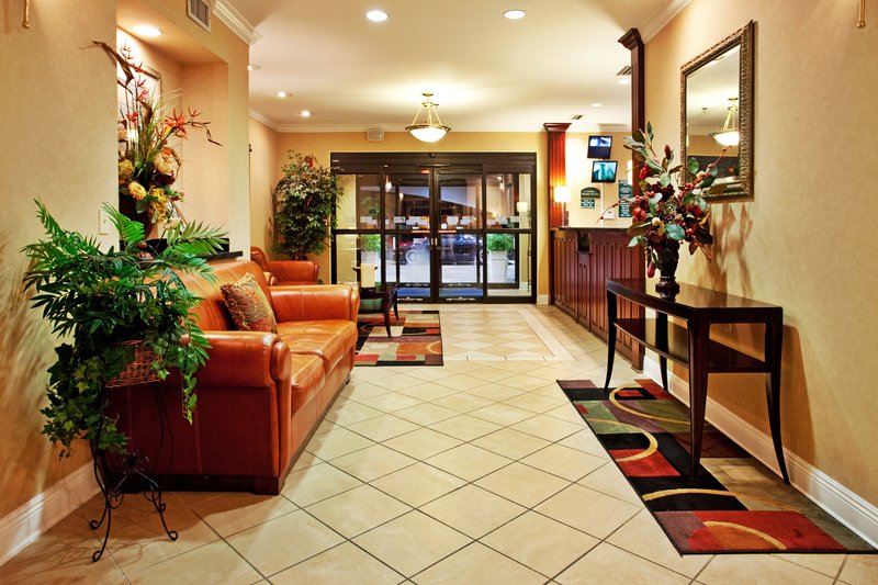 Holiday Inn Express HARVEY-MARRERO - Grand Isle, LA